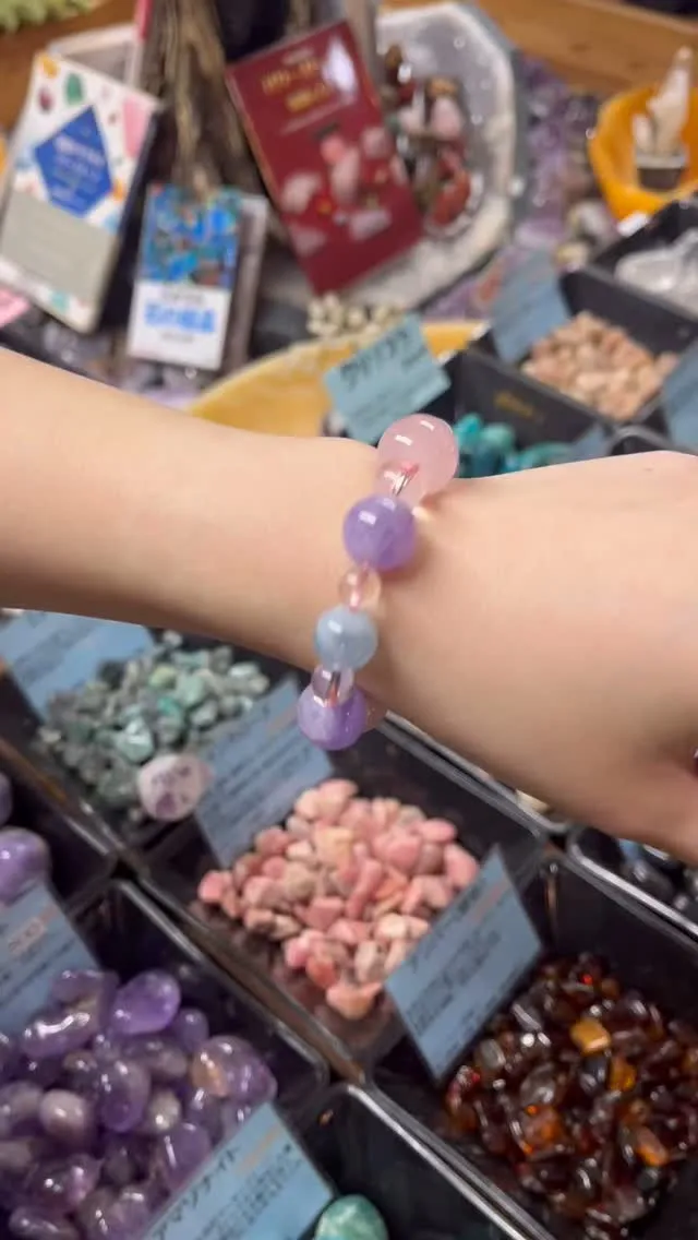 20代接客業のとても素敵な乙女からオリジナルブレスレットのオ...