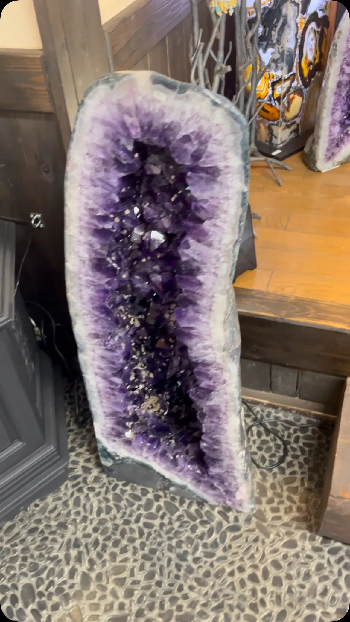 アメジストドームが欲しいと思っておられる方へ。