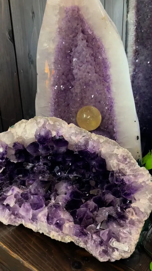 アメジストコーナーをそれらしく撮ってみただけです😅